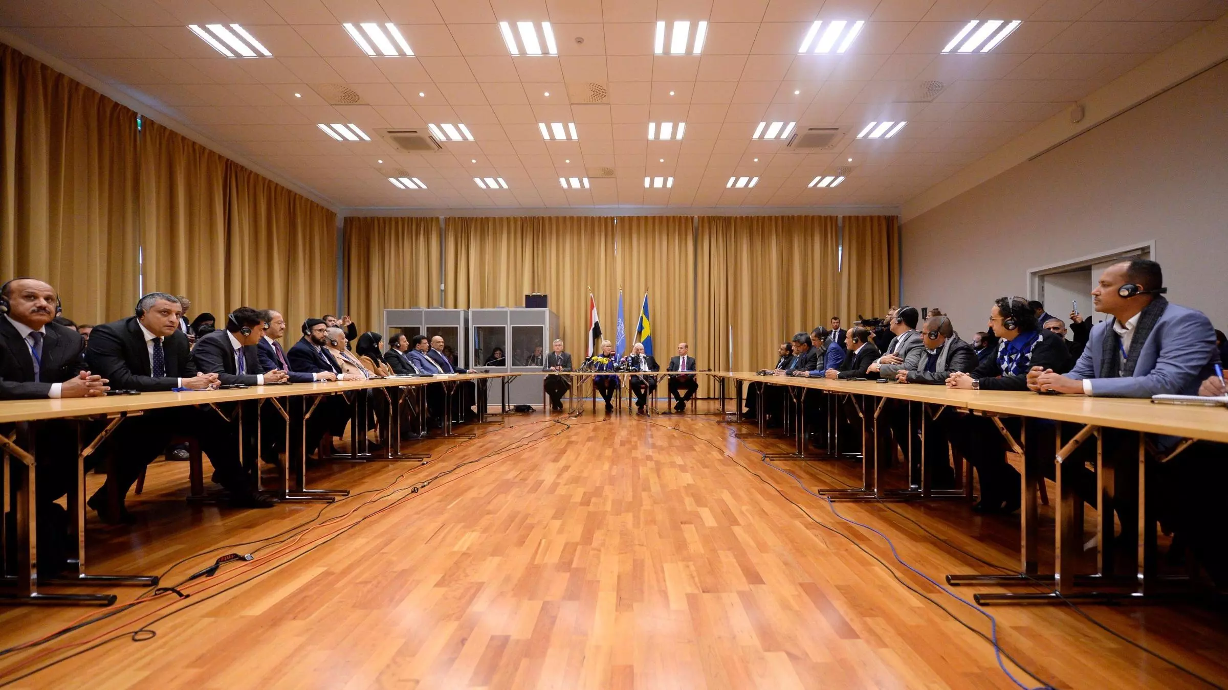 യമന്; ഹുദെെദയിലെ ആദ്യഘട്ട സമാധാന ചര്ച്ച പൂര്ത്തിയായി യമന്; ഹുദെെദയിലെ ആദ്യഘട്ട സമാധാന ചര്ച്ച പൂര്ത്തിയായി