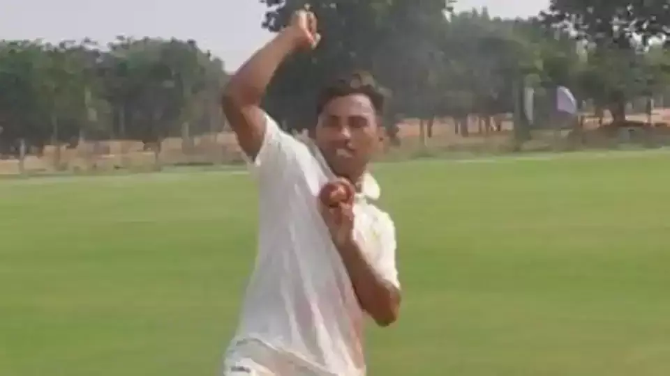 ഒരു ഇന്നിങ്സില് പത്ത് വിക്കറ്റും വീഴ്ത്തി ഈ പതിനെട്ട്കാരന്; ഇന്ത്യയുടെ ഭാവി താരമെന്ന്.. ഒരു ഇന്നിങ്സില് പത്ത് വിക്കറ്റും വീഴ്ത്തി ഈ പതിനെട്ട്കാരന്; ഇന്ത്യയുടെ ഭാവി താരമെന്ന്..