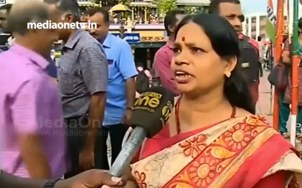 ‘എന്ത് കാര്യത്തിന്, ആര്‍ക്കുവേണ്ടി...’ 