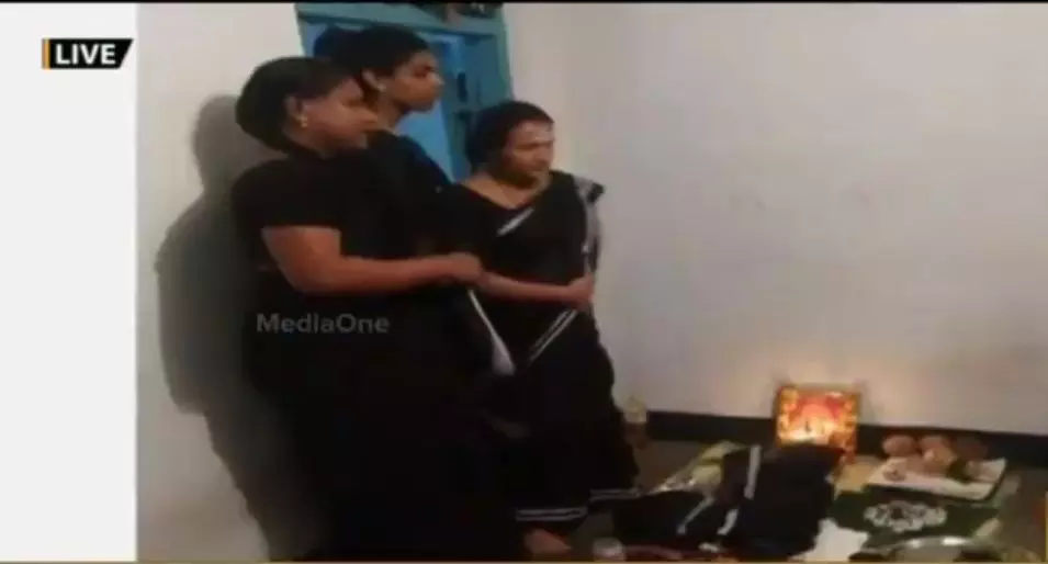 ശബരിമല നിരീക്ഷണ സമിതിയെ സമീപിക്കാന്‍ ട്രാന്‍സ്ജെന്‍ഡറുകള്‍; പൊലീസുകാര്‍ക്കെതിരെ പരാതി നല്‍കി