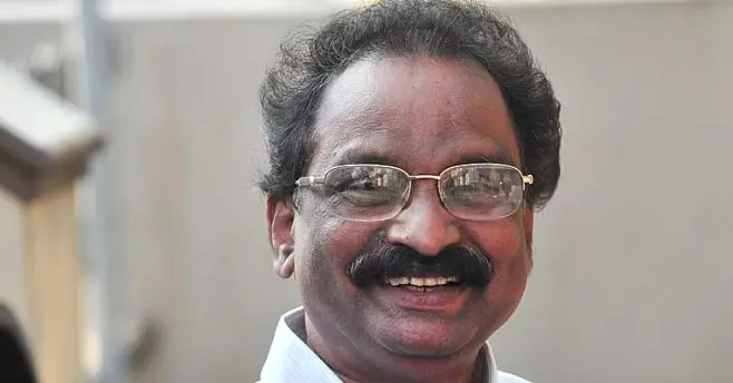 80ലെ മിന്നും വിജയത്തിന്‍റെ ഓര്‍മകളുമായി എ.കെ ബാലന്‍ 