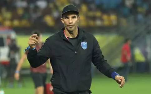 കേരള ബ്ലാസ്റ്റേഴ്സ് പരിശീലകന്‍ ഡേവിഡ് ജെയിംസ് രാജിവെച്ചു