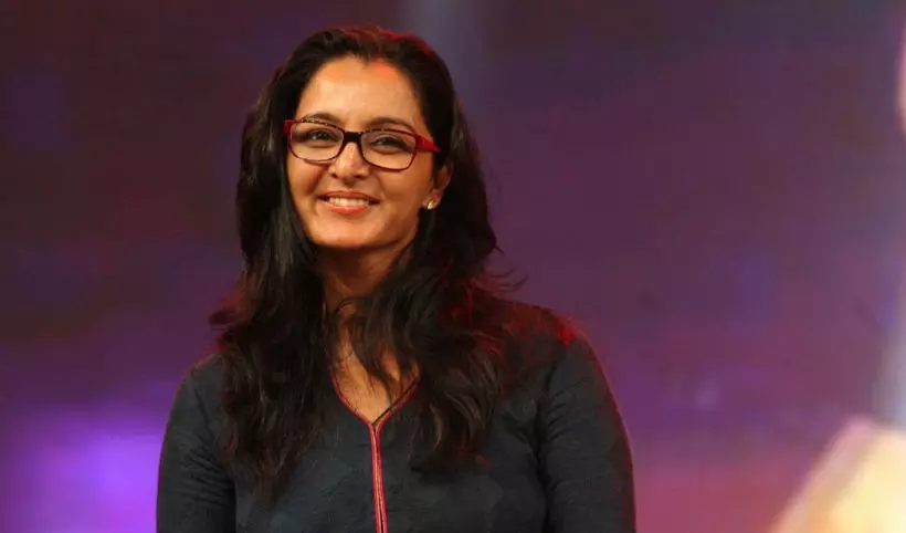 സമൂഹത്തിലേക്കുള്ള മഞ്ജുവിന്റെ കണ്ണട മാറേണ്ട സമയമായെന്ന് ജി.സുധാകരന് സമൂഹത്തിലേക്കുള്ള മഞ്ജുവിന്റെ കണ്ണട മാറേണ്ട സമയമായെന്ന് ജി.സുധാകരന്