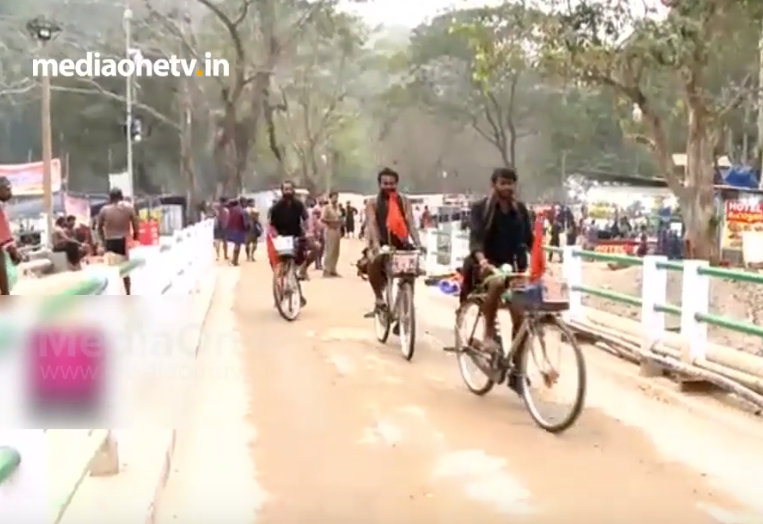 സൈക്കിളിൽ കിലോമീറ്ററുകൾ താണ്ടി ശബരീശനെ കാണാൻ ഒരു സംഘം