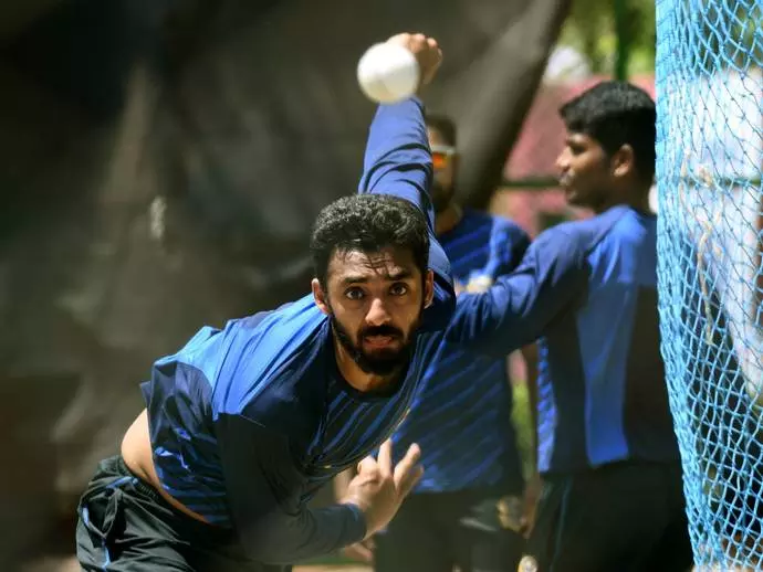 ആ നിഗൂഢ സ്പിന്നറെ പഞ്ചാബ് പൊക്കിയത് കോടികളെറിഞ്ഞ് ആ നിഗൂഢ സ്പിന്നറെ പഞ്ചാബ് പൊക്കിയത് കോടികളെറിഞ്ഞ്