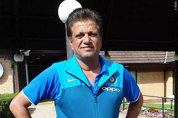 ഡബ്ല്യു.വി രാമന് ഇന്ത്യന് വനിതാ ക്രിക്കറ്റ് ടീം പരിശീലകന് ഡബ്ല്യു.വി രാമന് ഇന്ത്യന് വനിതാ ക്രിക്കറ്റ് ടീം പരിശീലകന്