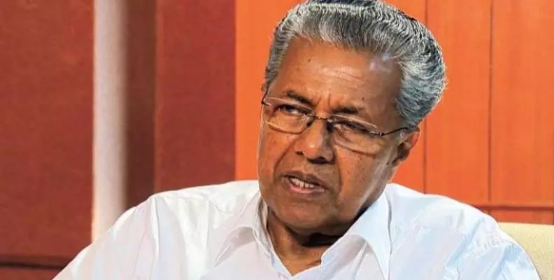 സുപ്രിം കോടതി വിധി അനുസരിക്കാനാകില്ലെങ്കിൽ‌ തന്ത്രി സ്ഥാനമൊഴിയുകയാണ് വേണ്ടതെന്ന് മുഖ്യമന്ത്രി