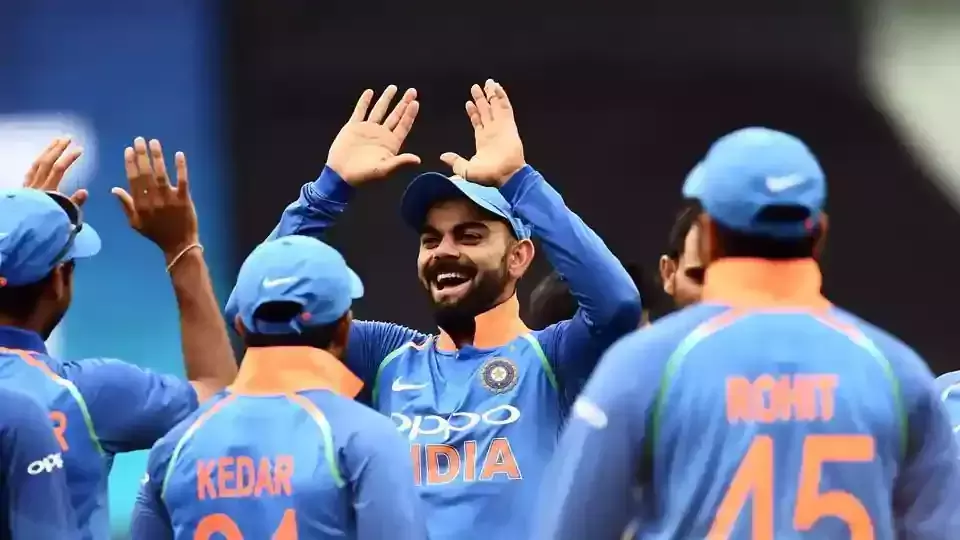 കിവികള്ക്ക് ബാറ്റിംഗ് തകര്ച്ച; അഞ്ചു വിക്കറ്റുകള് നഷ്ടമായി കിവികള്ക്ക് ബാറ്റിംഗ് തകര്ച്ച; അഞ്ചു വിക്കറ്റുകള് നഷ്ടമായി