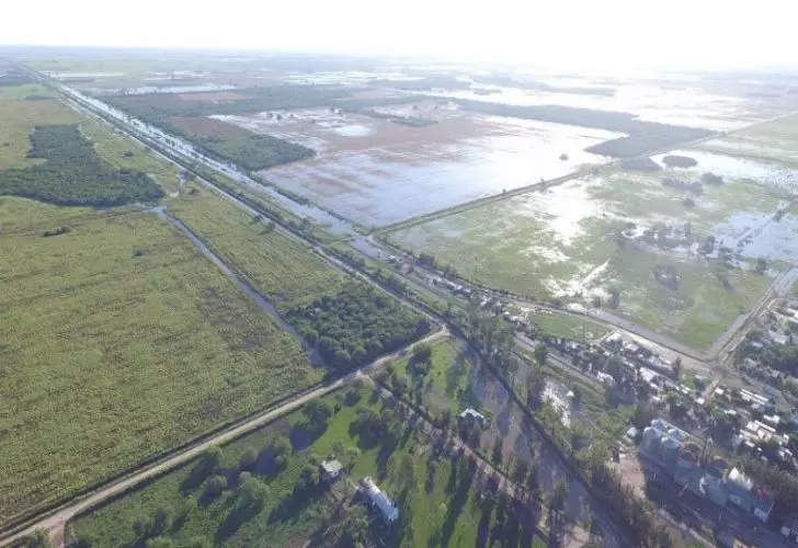 അര്ജന്റീനയുടെ വടക്കന് പ്രദേശത്ത് വെള്ളപ്പൊക്കം; വന് നാശനഷ്ടം അര്ജന്റീനയുടെ വടക്കന് പ്രദേശത്ത് വെള്ളപ്പൊക്കം; വന് നാശനഷ്ടം