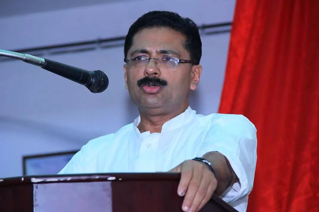 കെ.ടി ജലീലിന്റെ ഇസ്ലാം വിമര്ശം; സി.പി.എമ്മിന് മുന്നറിയിപ്പ് നല്കി സമസ്തയുടെ മുഖപ്പത്രത്തില് ലേഖനം കെ.ടി ജലീലിന്റെ ഇസ്ലാം വിമര്ശം; സി.പി.എമ്മിന് മുന്നറിയിപ്പ് നല്കി സമസ്തയുടെ മുഖപ്പത്രത്തില് ലേഖനം