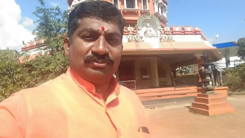 ഋഷിരാജ് സിങ്ങിനെതിരെ വ്യാജ പ്രചാരണം; ബി.ജെ.പി നേതാവ് അറസ്റ്റില് ഋഷിരാജ് സിങ്ങിനെതിരെ വ്യാജ പ്രചാരണം; ബി.ജെ.പി നേതാവ് അറസ്റ്റില്