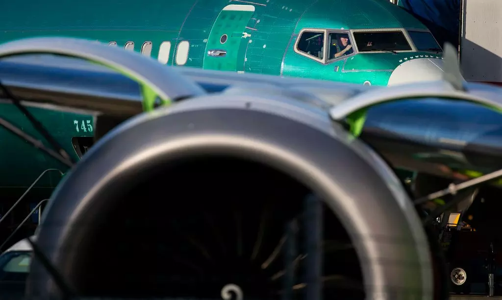 ബോയിങ് 737 മാക്സ് സർവീസ് അനിശ്ചിതത്വം; നിരോധം നീണ്ടേക്കുമെന്ന് സൂചന ബോയിങ് 737 മാക്സ് സർവീസ് അനിശ്ചിതത്വം; നിരോധം നീണ്ടേക്കുമെന്ന് സൂചന