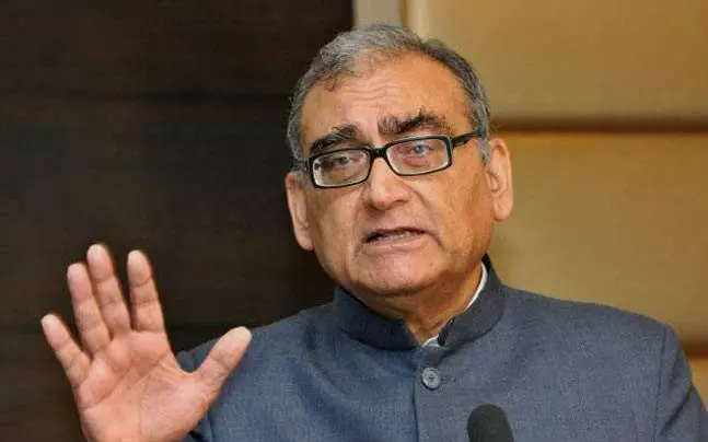 “ആര്.എസ്.എസിന് പൊതുസ്ഥലത്ത് ശാഖ നടത്താമെങ്കില് മുസ്ലിംകള്ക്ക് എന്തുകൊണ്ട് നിസ്കരിച്ചുകൂടാ” കട്ജു “ആര്.എസ്.എസിന് പൊതുസ്ഥലത്ത് ശാഖ നടത്താമെങ്കില് മുസ്ലിംകള്ക്ക് എന്തുകൊണ്ട് നിസ്കരിച്ചുകൂടാ” കട്ജു