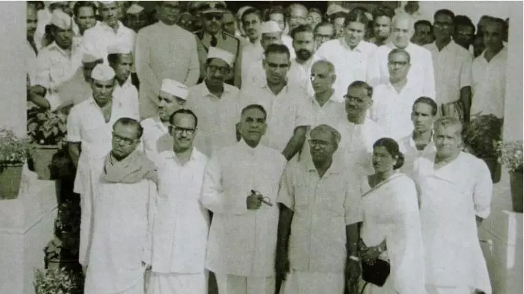 മലപ്പുറം ജില്ല രൂപീകരിച്ചത് ശക്തമായ എതിര്പ്പുകളെ മറികടന്ന് മലപ്പുറം ജില്ല രൂപീകരിച്ചത് ശക്തമായ എതിര്പ്പുകളെ മറികടന്ന്