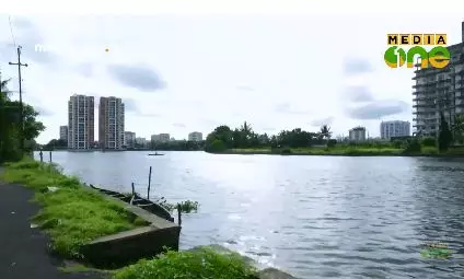 റിയല്‍ എസ്‌റ്റേറ്റ്‌ മേഖല പ്രതിസന്ധിയില്‍