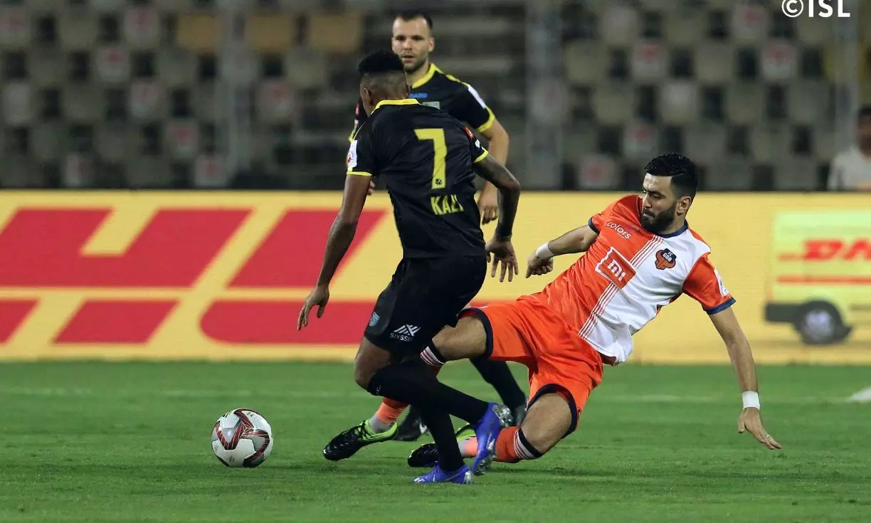 രണ്ട് മിനുറ്റിനിടെ രണ്ട് ഗോളുകള്: ‘പതിവ് പോലെ’ ഗോള് വഴങ്ങി ബ്ലാസ്റ്റേഴ്സ് രണ്ട് മിനുറ്റിനിടെ രണ്ട് ഗോളുകള്: ‘പതിവ് പോലെ’ ഗോള് വഴങ്ങി ബ്ലാസ്റ്റേഴ്സ്