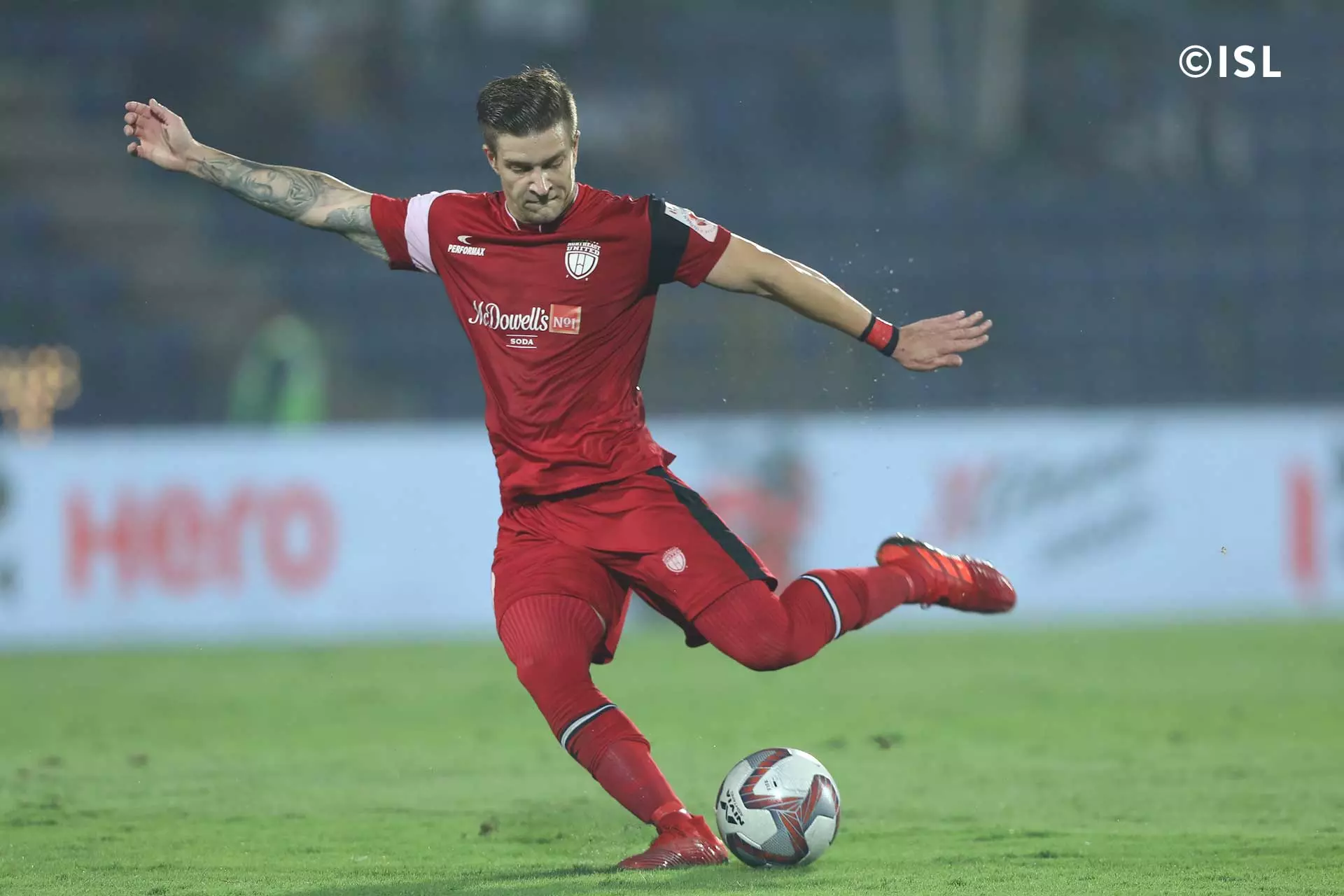 ഇന്‍ജുറി ടൈമിന്‍റെ അവസാന നിമിഷത്തില്‍ വിജയ ഗോള്‍; ബെംഗളൂരുവിനെതിരെ നോര്‍ത്ത് ഈസ്റ്റിന് മിന്നും ജയം