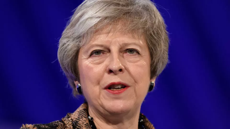 ബ്രെക്സിറ്റ് നടപ്പാക്കുന്നത് നീട്ടാനുള്ള നീക്കം ശക്തമാക്കി തെരേസ മേ ബ്രെക്സിറ്റ് നടപ്പാക്കുന്നത് നീട്ടാനുള്ള നീക്കം ശക്തമാക്കി തെരേസ മേ