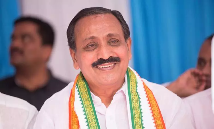 കോഴിക്കോട് ലോക്സഭാ മണ്ഡലത്തില് കേന്ദ്രസേനയെ നിയോഗിക്കണമെന്ന് എം.കെ രാഘവന് കോഴിക്കോട് ലോക്സഭാ മണ്ഡലത്തില് കേന്ദ്രസേനയെ നിയോഗിക്കണമെന്ന് എം.കെ രാഘവന്