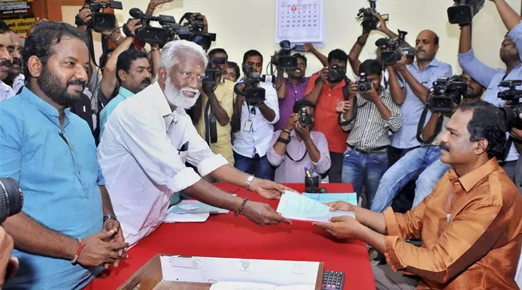 ലോക്സഭാ തെരഞ്ഞെടുപ്പ്; നാളെ മുതൽ നാമനിർദേശ പത്രിക നൽകാം ലോക്സഭാ തെരഞ്ഞെടുപ്പ്; നാളെ മുതൽ നാമനിർദേശ പത്രിക നൽകാം