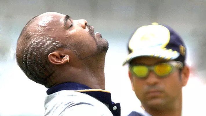 വിനോദ് കാംബ്ലിയുടെ കരിയർ തകർത്തത് ജാതീയതയോ? കണക്കുകൾ പറയട്ടെ... വിനോദ് കാംബ്ലിയുടെ കരിയർ തകർത്തത് ജാതീയതയോ? കണക്കുകൾ പറയട്ടെ...