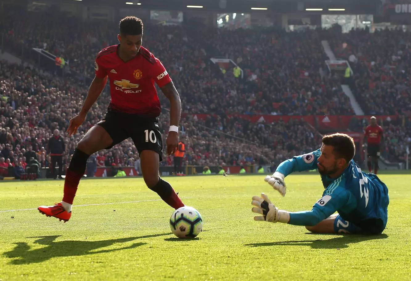 പ്രീമിയര് ലീഗ്; ജയത്തോടെ നാലാം സ്ഥാനം തിരിച്ചുപിടിച്ച് യുണൈറ്റഡ് പ്രീമിയര് ലീഗ്; ജയത്തോടെ നാലാം സ്ഥാനം തിരിച്ചുപിടിച്ച് യുണൈറ്റഡ്