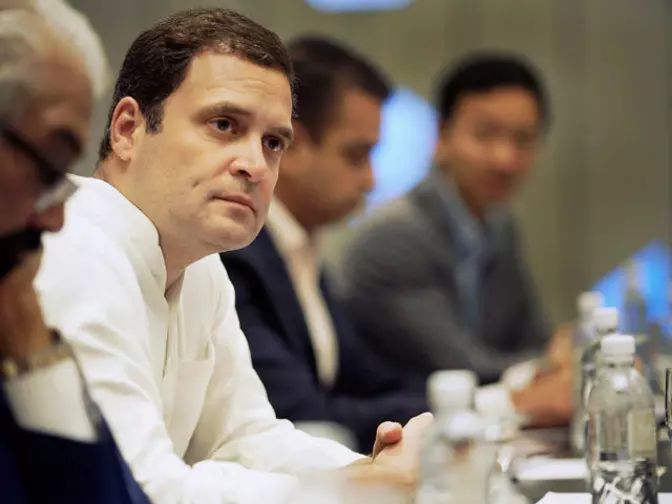 രാഹുല് വയനാട്ടില് മത്സരിച്ചില്ലെങ്കില് കോണ്ഗ്രസിനെ പ്രതികൂലമായി ബാധിക്കുമെന്ന് വയനാട് ഡി.സി.സി രാഹുല് വയനാട്ടില് മത്സരിച്ചില്ലെങ്കില് കോണ്ഗ്രസിനെ പ്രതികൂലമായി ബാധിക്കുമെന്ന് വയനാട് ഡി.സി.സി