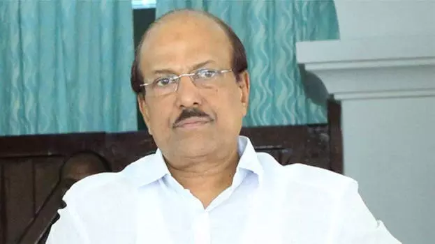 രാഹുലിന്റെ സ്ഥാനാര്ഥിത്വം: എത്രയും വേഗം തീരുമാനമുണ്ടാകുന്നതാണ് നല്ലതെന്ന് കുഞ്ഞാലിക്കുട്ടി രാഹുലിന്റെ സ്ഥാനാര്ഥിത്വം: എത്രയും വേഗം തീരുമാനമുണ്ടാകുന്നതാണ് നല്ലതെന്ന് കുഞ്ഞാലിക്കുട്ടി