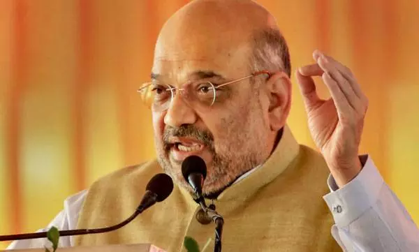 വയനാടിനെ പാകിസ്താനാക്കി: അമിത് ഷാക്കെതിരെ കോണ്ഗ്രസ് പരാതി നല്കും വയനാടിനെ പാകിസ്താനാക്കി: അമിത് ഷാക്കെതിരെ കോണ്ഗ്രസ് പരാതി നല്കും