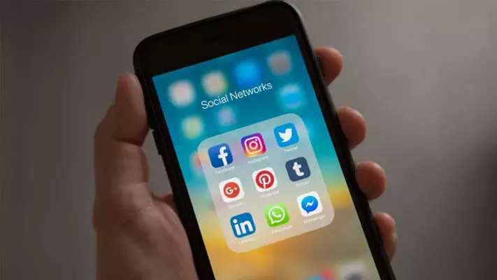 വാട്സ്ആപ്പ് നിങ്ങളുടെ വിവരങ്ങൾ ചോർത്തുന്നുവോ? ഈ ആപ്പുകൾ പരീക്ഷിച്ചു നോക്കൂ.. വാട്സ്ആപ്പ് നിങ്ങളുടെ വിവരങ്ങൾ ചോർത്തുന്നുവോ? ഈ ആപ്പുകൾ പരീക്ഷിച്ചു നോക്കൂ..