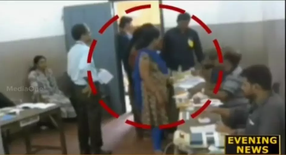 കള്ളവോട്ട് ചെയ്ത പഞ്ചായത്തംഗത്തെ അയോഗ്യയാക്കണമെന്ന മീണയുടെ ശിപാര്‍ശ തള്ളി