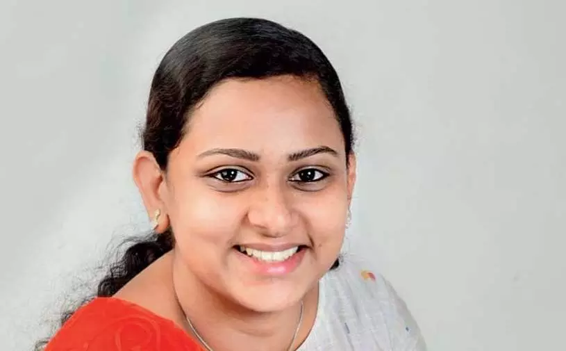 രേഷ്മ ഇനി ഏറ്റവും പ്രായം കുറഞ്ഞ പഞ്ചായത്ത് മെമ്പർ രേഷ്മ ഇനി ഏറ്റവും പ്രായം കുറഞ്ഞ പഞ്ചായത്ത് മെമ്പർ