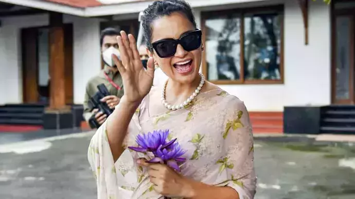 എന്നേക്കാള് കഴിവുറ്റ നടി ഈ ലോകത്ത് ഇല്ല, ഉണ്ടെന്ന് തെളിയിച്ചാല് ധാര്ഷ്ട്യം അവസാനിപ്പിക്കും: കങ്കണ റണാവത്ത് എന്നേക്കാള് കഴിവുറ്റ നടി ഈ ലോകത്ത് ഇല്ല, ഉണ്ടെന്ന് തെളിയിച്ചാല് ധാര്ഷ്ട്യം അവസാനിപ്പിക്കും: കങ്കണ റണാവത്ത്