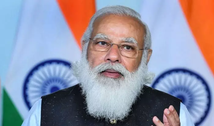 പെട്രോൾ വില; മോദിയെ പ്രശംസിക്കുകയാണ് വേണ്ടതെന്ന് ബിജെപി മന്ത്രി പെട്രോൾ വില; മോദിയെ പ്രശംസിക്കുകയാണ് വേണ്ടതെന്ന് ബിജെപി മന്ത്രി