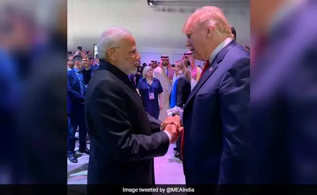 മോദി-ട്രംപ് കൂടിക്കാഴ്ച; ഇറക്കുമതി തീരുവ, ആയുധ ഇടപാട് വിഷയങ്ങള് ചര്ച്ചയായി മോദി-ട്രംപ് കൂടിക്കാഴ്ച; ഇറക്കുമതി തീരുവ, ആയുധ ഇടപാട് വിഷയങ്ങള് ചര്ച്ചയായി