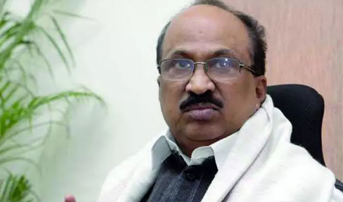 കൊടി മാറുമോ കുമ്പളങ്ങിയില് കൊടി മാറുമോ കുമ്പളങ്ങിയില്