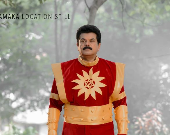 അന്തസുള്ള ശക്തിമാനായി മുകേഷ്: ഒമര്‍ ലുലു ചിത്രം ധമാക്കയെത്തുന്നു