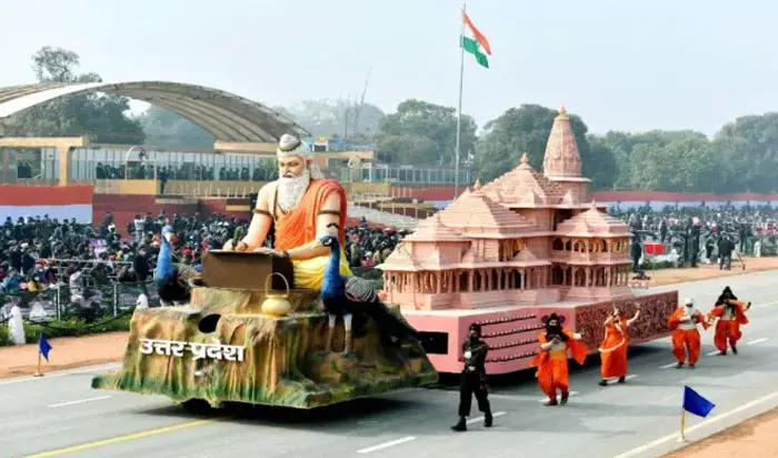 രാമക്ഷേത്രം പ്രദർശിപ്പിച്ച യുപിക്ക് ഏറ്റവും മികച്ച പരേഡിനുള്ള പുരസ്‌കാരം