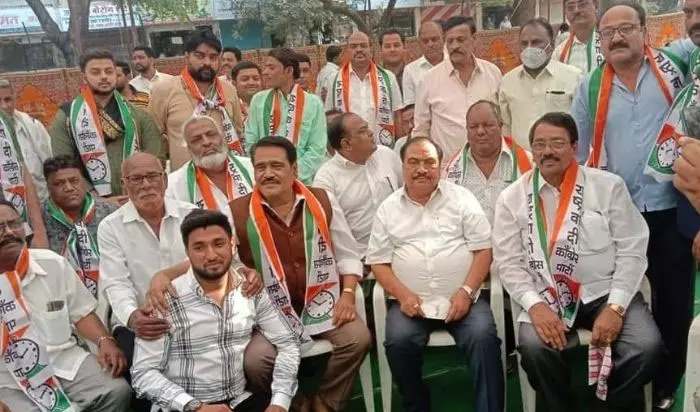 മഹാരാഷ്ട്രയിൽ ബിജെപിക്ക് തിരിച്ചടി തുടരുന്നു; 18 കൗൺസിലർമാർ രാജിവച്ച് എൻസിപിയിൽ മഹാരാഷ്ട്രയിൽ ബിജെപിക്ക് തിരിച്ചടി തുടരുന്നു; 18 കൗൺസിലർമാർ രാജിവച്ച് എൻസിപിയിൽ