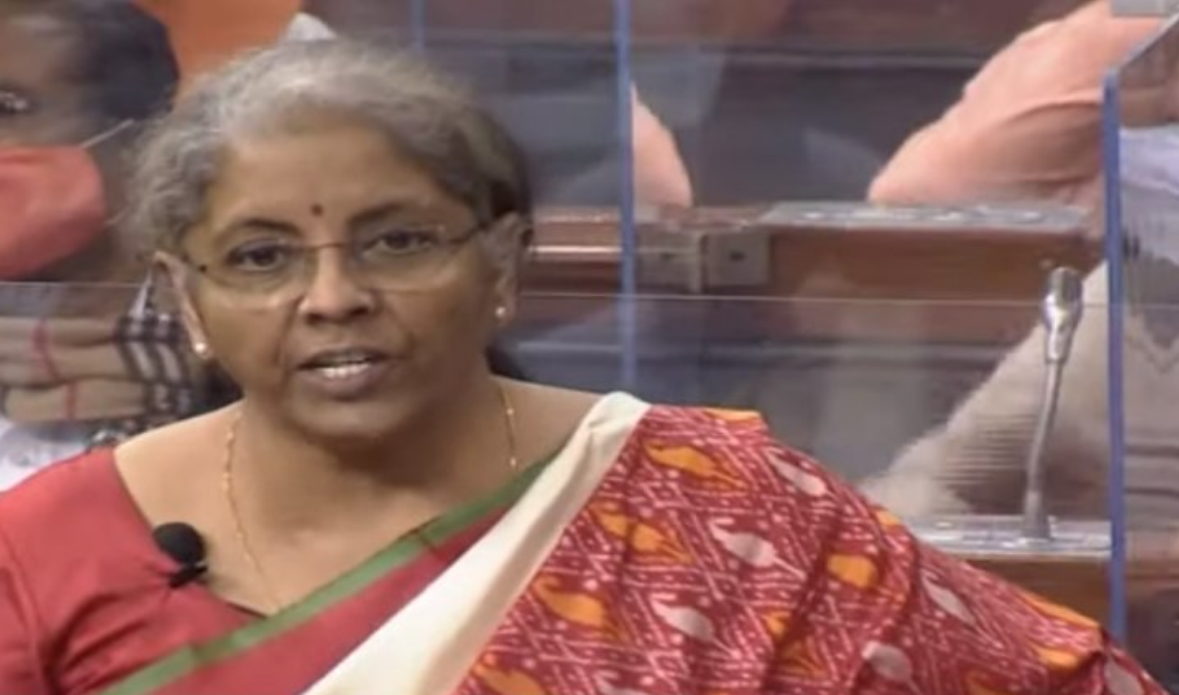 നിലവിൽ സ്‌കോളർഷിപ്പ് ലഭിക്കുന്നവർക്ക് തുടർന്നും ലഭിക്കും; മൗലാനാ ആസാദ് സ്‌കോളർഷിപ്പ് നിർത്തലാക്കിയതിൽ വിശദീകരണം