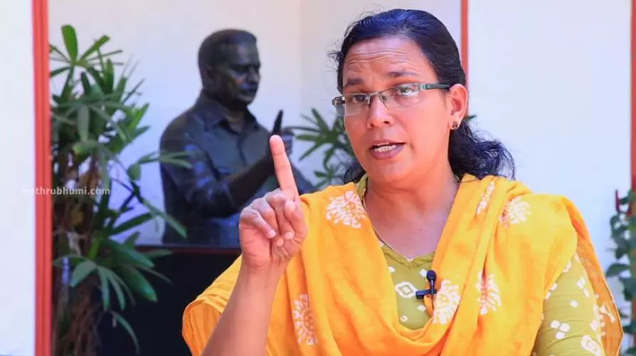 അക്രമ രാഷ്ട്രീയം അവസാനിപ്പിക്കാനുള്ള ജനങ്ങളുടെ താക്കീത്; മുഖ്യമന്ത്രി രാജിവെക്കണം: കെ.കെ രമ അക്രമ രാഷ്ട്രീയം അവസാനിപ്പിക്കാനുള്ള ജനങ്ങളുടെ താക്കീത്; മുഖ്യമന്ത്രി രാജിവെക്കണം: കെ.കെ രമ