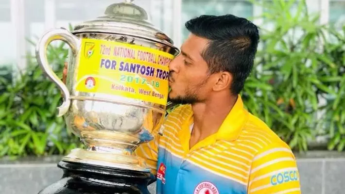 സന്തോഷ് ട്രോഫിക്കുള്ള കേരള ടീമിനെ പ്രഖ്യാപിച്ചു; മിഥുന് നായകന് സന്തോഷ് ട്രോഫിക്കുള്ള കേരള ടീമിനെ പ്രഖ്യാപിച്ചു; മിഥുന് നായകന്