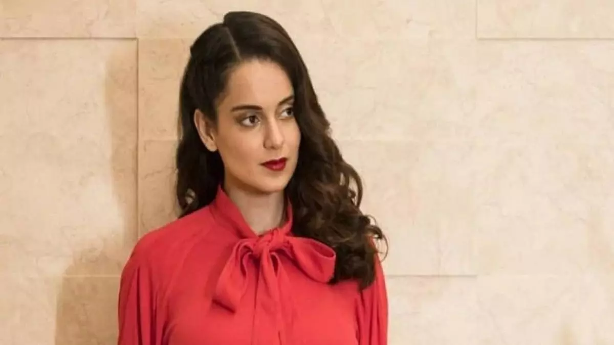 കങ്കണയുടെ ഷൂട്ടിങ് ലൊക്കേഷന് മുന്നില് കോണ്ഗ്രസ് പ്രതിഷേധം കങ്കണയുടെ ഷൂട്ടിങ് ലൊക്കേഷന് മുന്നില് കോണ്ഗ്രസ് പ്രതിഷേധം