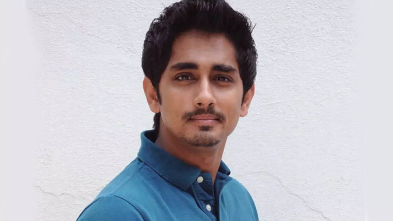 അഭിപ്രായം പറഞ്ഞതിന് ആരും എന്നെ അന്ന് ആക്രമിച്ചില്ല, രാജ്യം മാറിയത് പെട്ടെന്ന്; നടന് സിദ്ധാര്ത്ഥ് അഭിപ്രായം പറഞ്ഞതിന് ആരും എന്നെ അന്ന് ആക്രമിച്ചില്ല, രാജ്യം മാറിയത് പെട്ടെന്ന്; നടന് സിദ്ധാര്ത്ഥ്