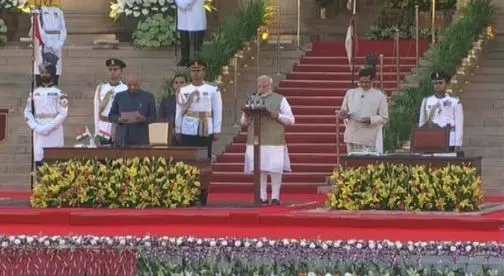 മോദി സര്ക്കാര് സത്യപ്രതിജ്ഞ ചെയ്ത് അധികാരമേറ്റു; മന്ത്രിസഭയില് 58 പേര് മോദി സര്ക്കാര് സത്യപ്രതിജ്ഞ ചെയ്ത് അധികാരമേറ്റു; മന്ത്രിസഭയില് 58 പേര്