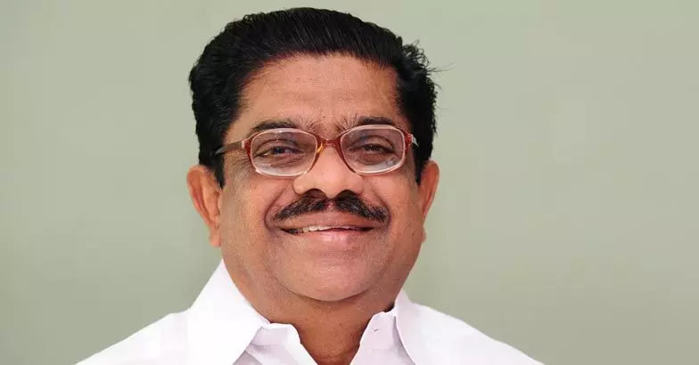 സുധീരനെ മലബാറില് മത്സരിപ്പിക്കാൻ നീക്കം; നിര്ണായക കൂടിക്കാഴ്ച സുധീരനെ മലബാറില് മത്സരിപ്പിക്കാൻ നീക്കം; നിര്ണായക കൂടിക്കാഴ്ച