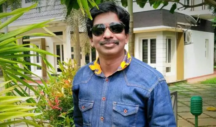 പാവം ട്രംപ്ജിയുടെ പരാജയം പലരും ആഘോഷിച്ചിരുന്നു, ഇപ്പോൾ എന്തായി? സന്തോഷ് പണ്ഡിറ്റ് പാവം ട്രംപ്ജിയുടെ പരാജയം പലരും ആഘോഷിച്ചിരുന്നു, ഇപ്പോൾ എന്തായി? സന്തോഷ് പണ്ഡിറ്റ്