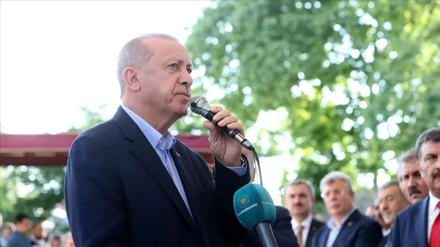 മുഹമ്മദ് മുര്സിയുടേത് സ്വാഭാവിക മരണമാണെന്ന് വിശ്വസിക്കുന്നില്ലെന്ന് ഉര്ദുഗാന് മുഹമ്മദ് മുര്സിയുടേത് സ്വാഭാവിക മരണമാണെന്ന് വിശ്വസിക്കുന്നില്ലെന്ന് ഉര്ദുഗാന്