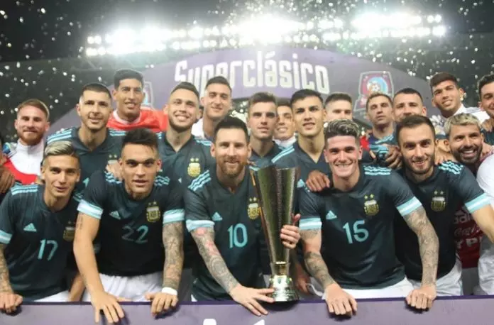 മെസി കരുത്തില് കാനറികളെ തകര്ത്ത് അര്ജന്റീന മെസി കരുത്തില് കാനറികളെ തകര്ത്ത് അര്ജന്റീന