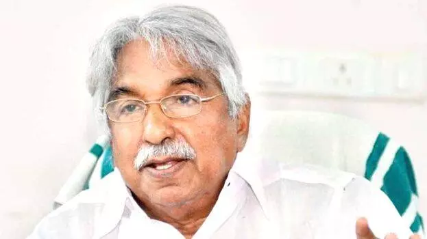 പുതുപ്പള്ളിയില് തന്നെ മത്സരിക്കുമെന്ന് ഉമ്മന് ചാണ്ടി പുതുപ്പള്ളിയില് തന്നെ മത്സരിക്കുമെന്ന് ഉമ്മന് ചാണ്ടി